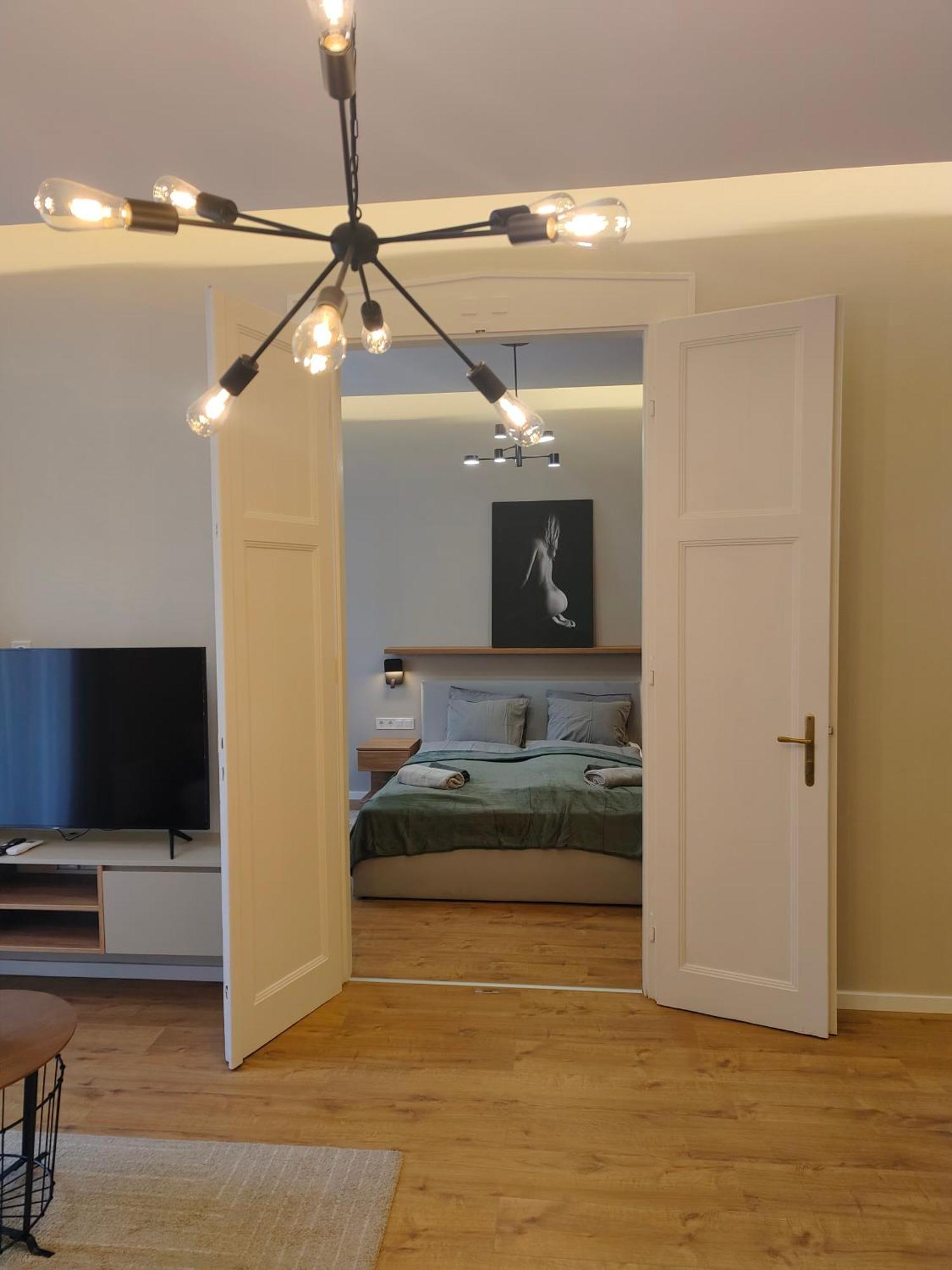 City Center 2, Cozy And Modern 2Br In The City Center บูดาเปสต์ ภายนอก รูปภาพ